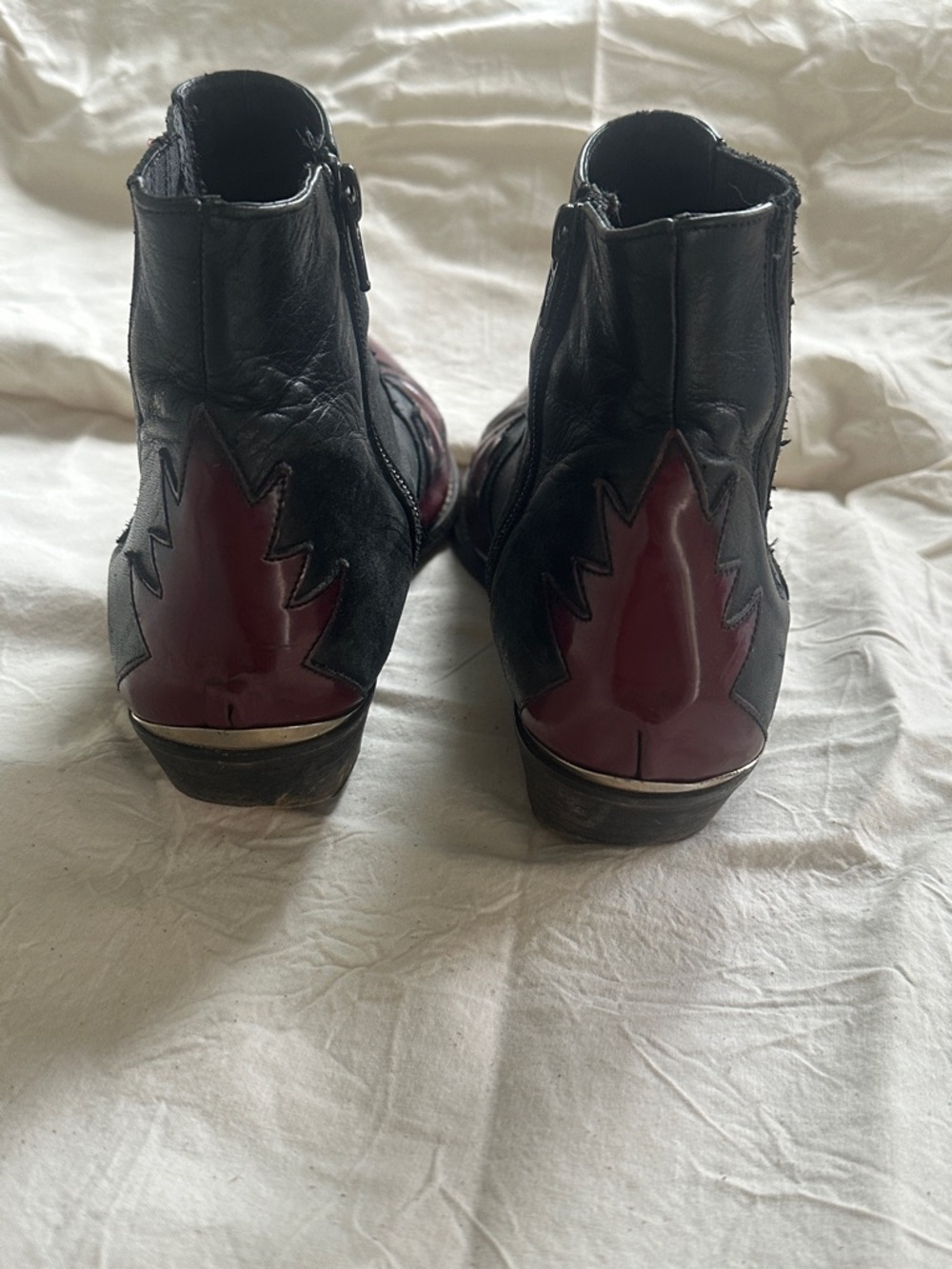 Topshop Black and Burgundy Western Ankle Boots with Metal Toe - Picture 3 of 4